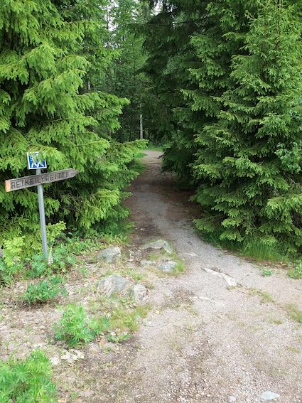 polku Lääväkorpi-Syväjärvi -reitillä
