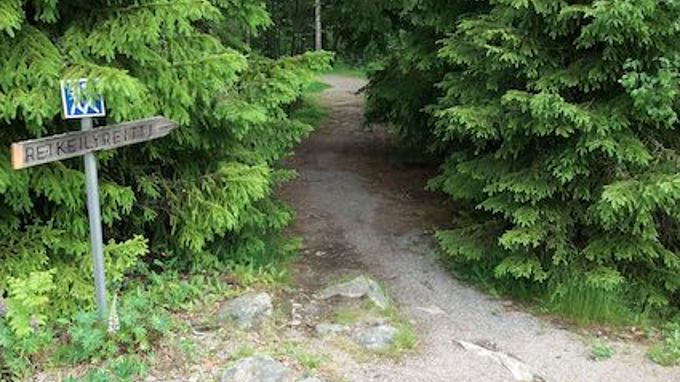 Lääväkorpi-Syväjärvi trail